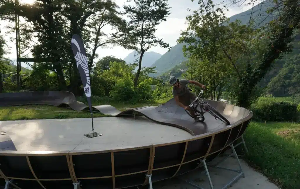 Pumptrack entwicklung, Pumptrack aus Holz