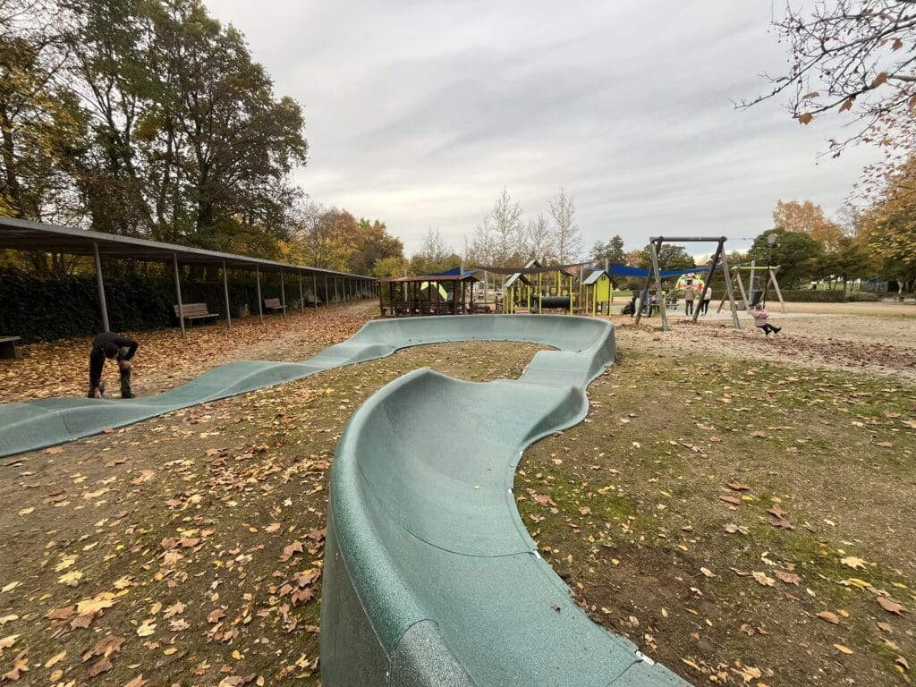 Modularer Pumptrack für flexible Flächen